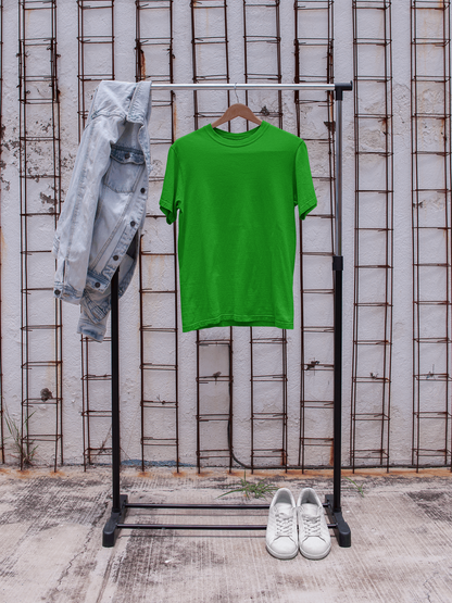 Green Men's Pure Cotton Round Neck Plain T-Shirt (Regular Fit)